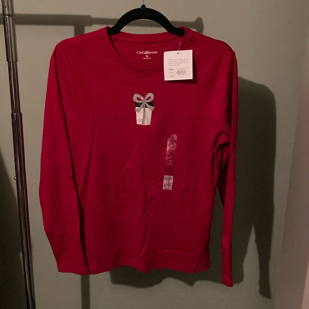 Croft&barrow medium Christmas long sleeve crew neck shirt